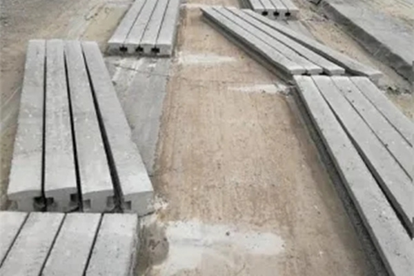 水泥板围墙柱子图片 水泥板围墙柱子图片